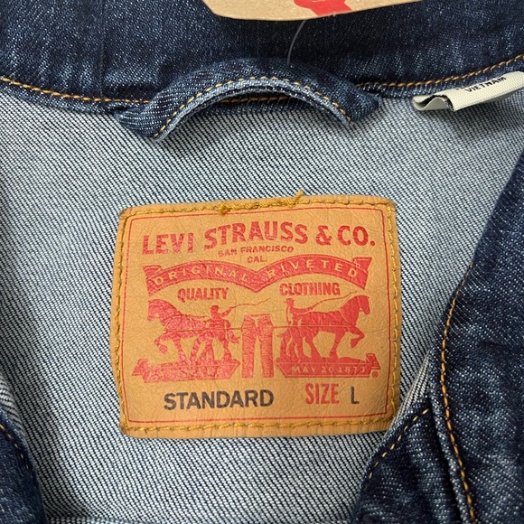 Levi's Denim Jacket - Picture 15 of 15